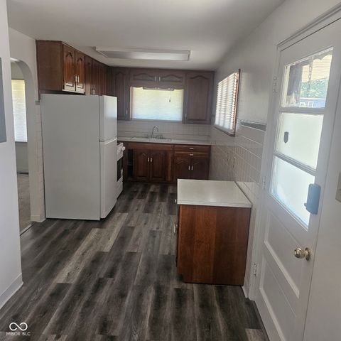 2411 E 5th Street, Anderson, IN 46012