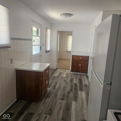2411 E 5th Street, Anderson, IN 46012