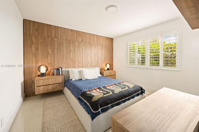 865 W 47th Street, Miami Beach, FL 33140