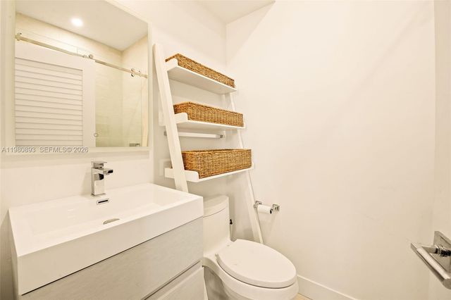 865 W 47th Street, Miami Beach, FL 33140