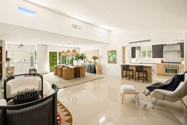 865 W 47th Street, Miami Beach, FL 33140