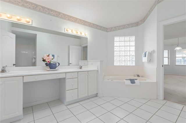 277 WELLINGTON DRIVE, Palm Coast, FL 32164