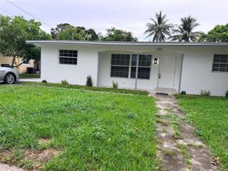 650 SW 55th Avenue, Margate, FL 33068