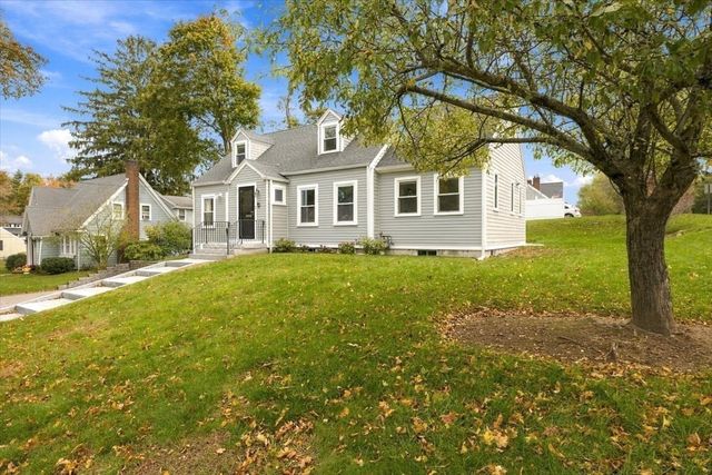 14 Colby Road, Hingham, MA 02043