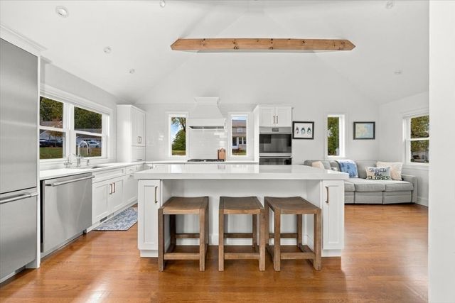 14 Colby Road, Hingham, MA 02043