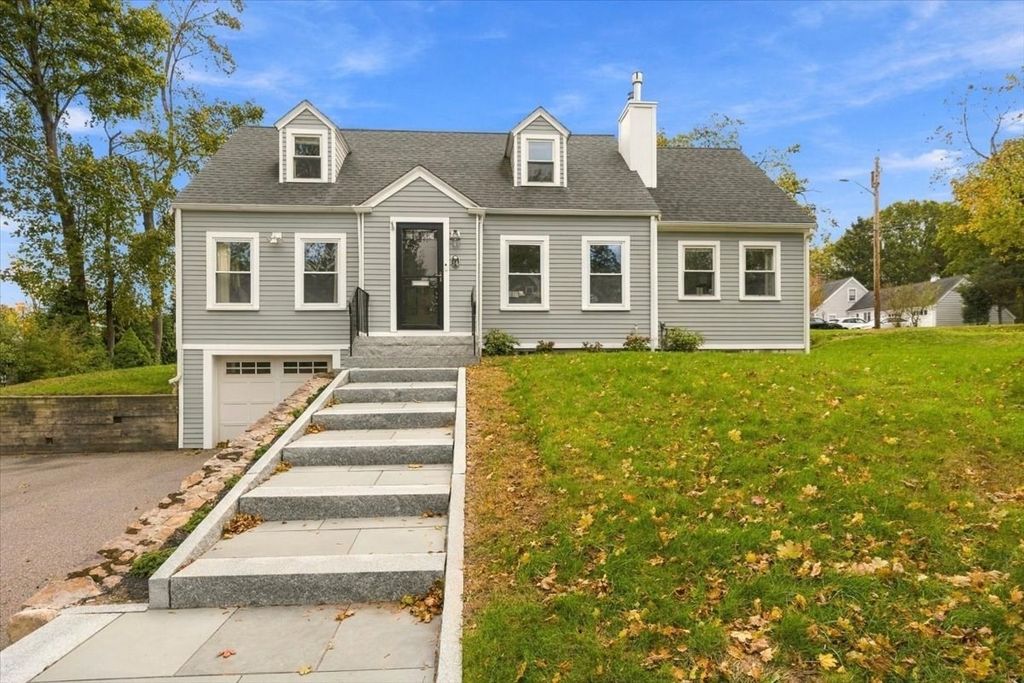 14 Colby Road, Hingham, MA 02043