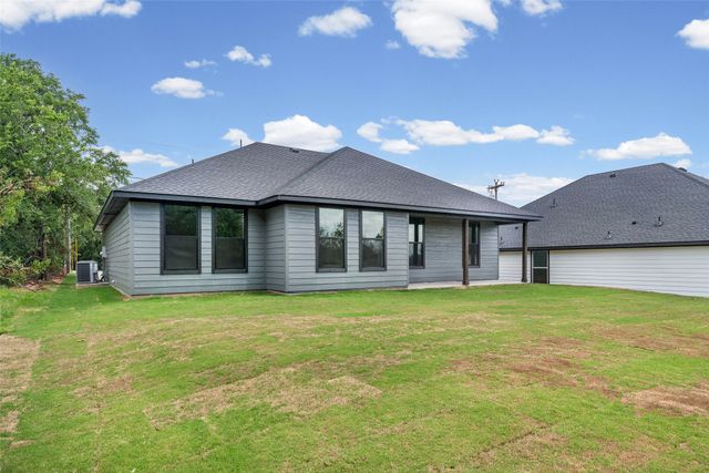 2714 Steepleridge Circle, Granbury, TX 76048