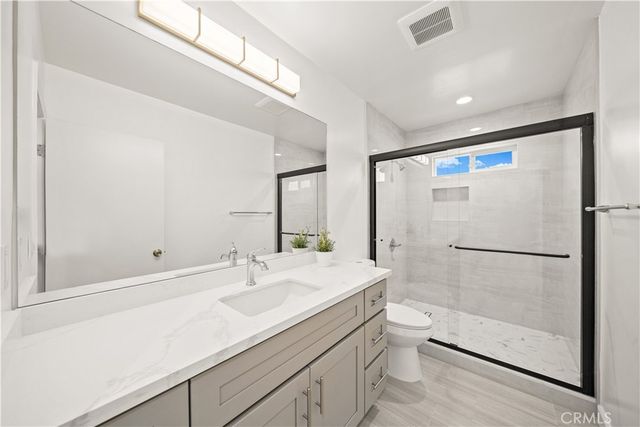 2057 N Eastern, Los Angeles, CA 90032
