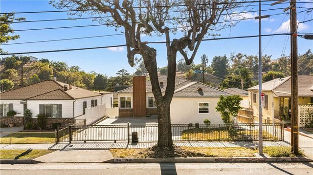 2057 N Eastern, Los Angeles, CA 90032
