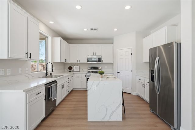3440 Bella Viera Court, Las Vegas, NV 89141