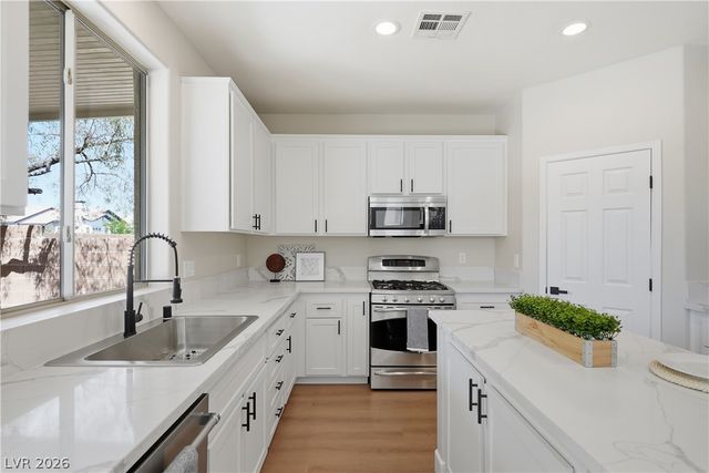 3440 Bella Viera Court, Las Vegas, NV 89141