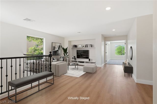 3440 Bella Viera Court, Las Vegas, NV 89141