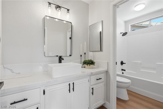 3440 Bella Viera Court, Las Vegas, NV 89141