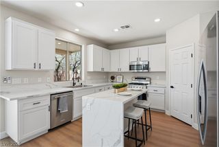3440 Bella Viera Court, Las Vegas, NV 89141