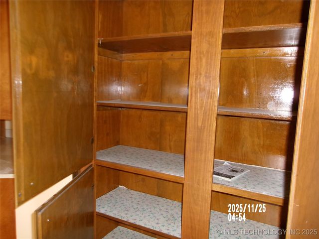 2130 N Osage Avenue, Dewey, OK 74029