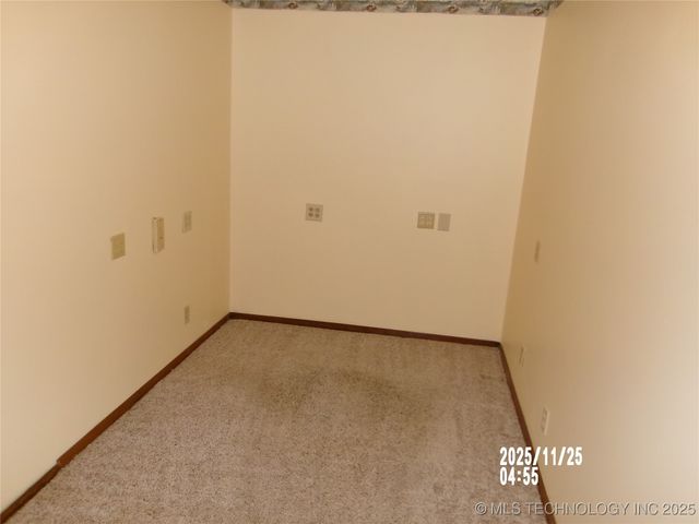 2130 N Osage Avenue, Dewey, OK 74029