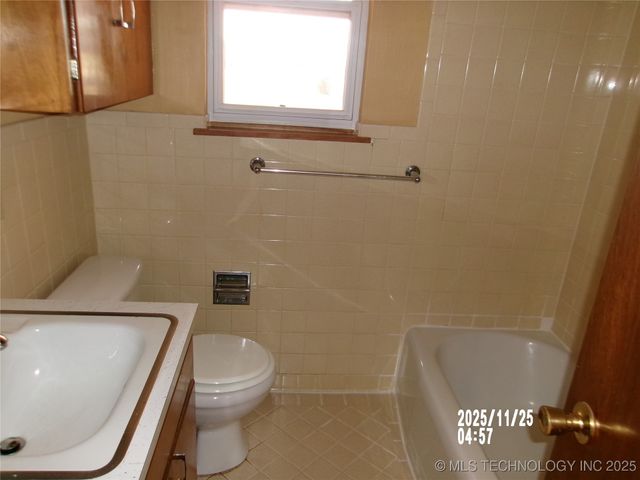 2130 N Osage Avenue, Dewey, OK 74029