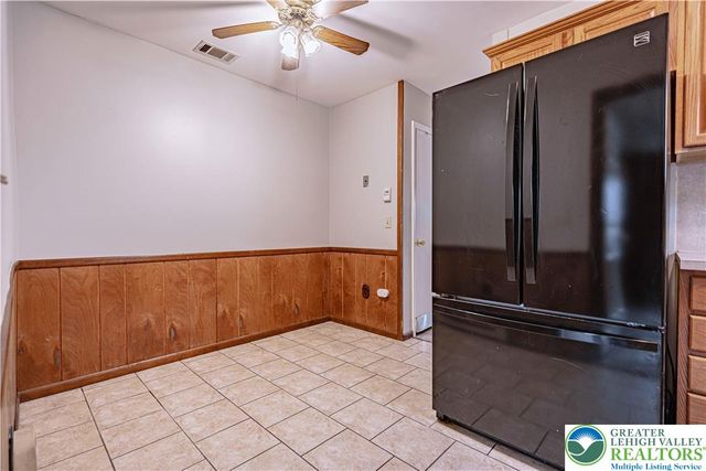 282 Poplar Street, Catasauqua Boro, PA 18032