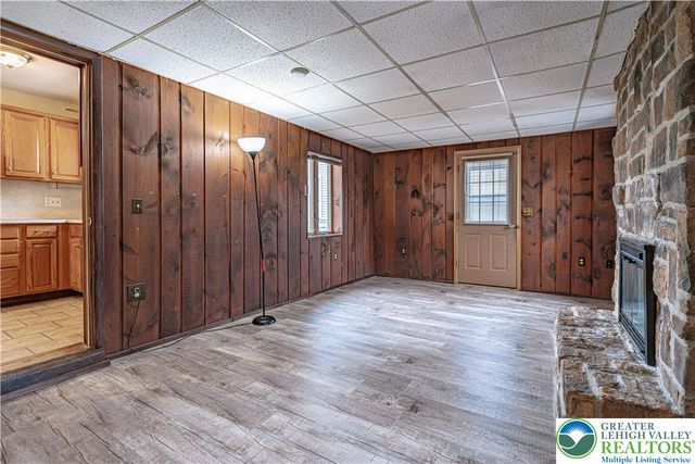 282 Poplar Street, Catasauqua Boro, PA 18032
