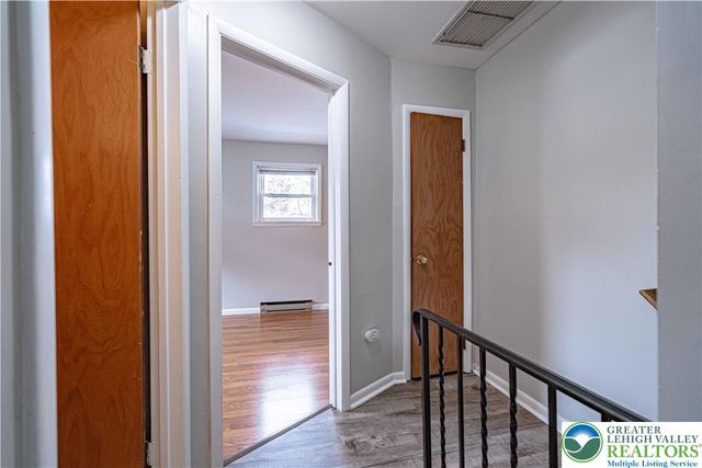 282 Poplar Street, Catasauqua Boro, PA 18032