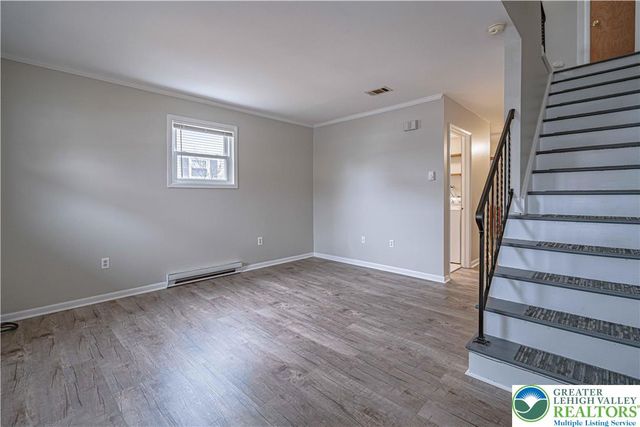 282 Poplar Street, Catasauqua Boro, PA 18032