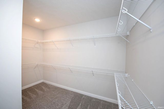 809 Ravenstone Drive, Lafayette, IN 47909