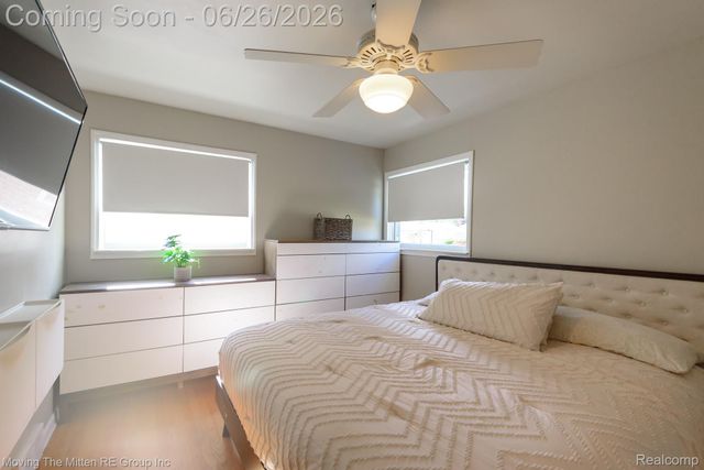 33115 Anita Drive, Westland, MI 48185