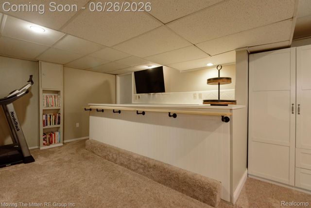 33115 Anita Drive, Westland, MI 48185