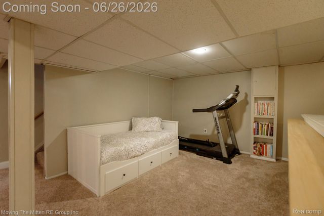 33115 Anita Drive, Westland, MI 48185