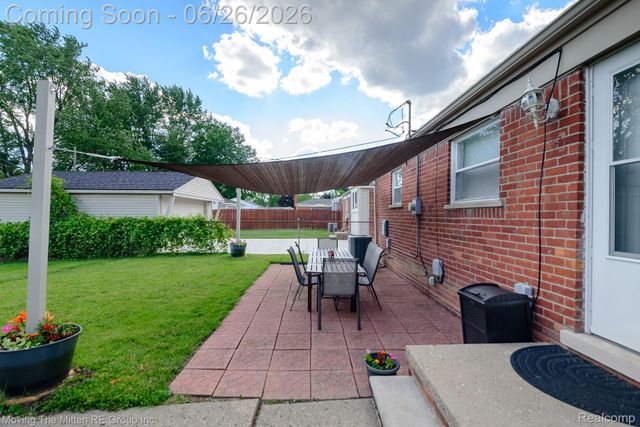 33115 Anita Drive, Westland, MI 48185