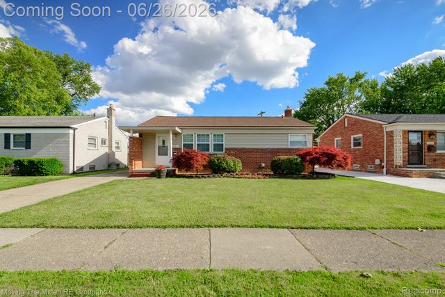 33115 Anita Drive, Westland, MI 48185