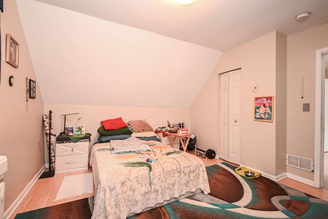1423 Victoria Avenue, North Chicago, IL 60064