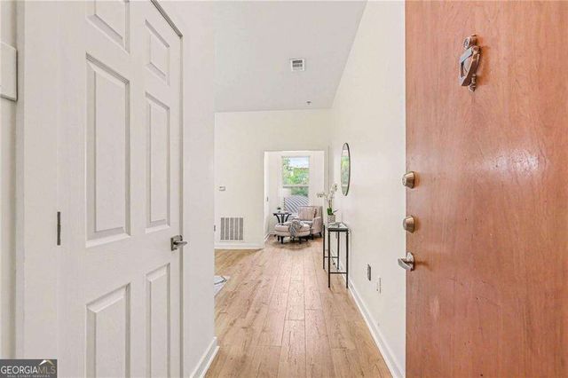 870 Inman Village Parkway NE 326, Atlanta, GA 30307