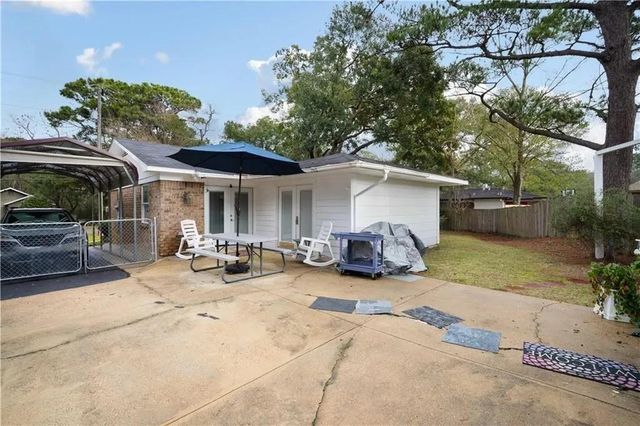 2511 Club House Road, Mobile, AL 36605