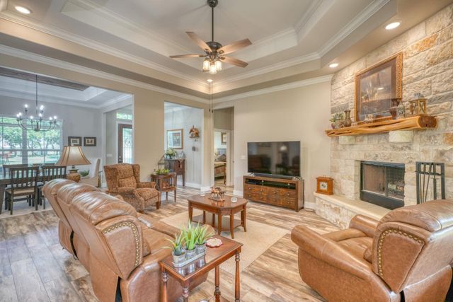 105 Buffalo BND, Lampasas, TX 76550