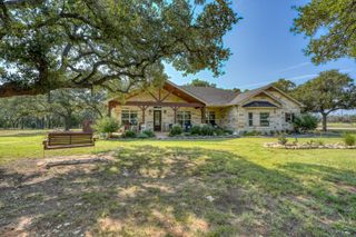 105 Buffalo BND, Lampasas, TX 76550