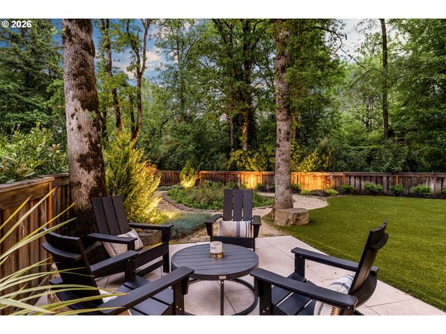 15963 BONAIRE Ave, Lake Oswego, OR 97035