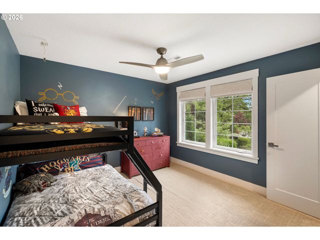 15963 BONAIRE Ave, Lake Oswego, OR 97035