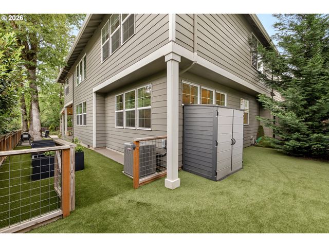 15963 BONAIRE Ave, Lake Oswego, OR 97035