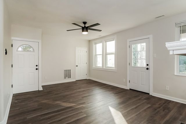 6472 Monitor St, Squirrel Hill, PA 15217