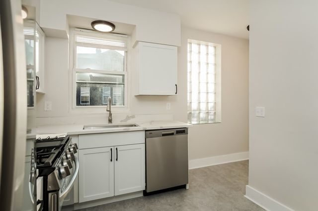 6472 Monitor St, Squirrel Hill, PA 15217