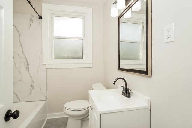 6472 Monitor St, Squirrel Hill, PA 15217