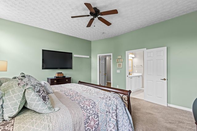 2025 Alum Village Drive, Lewis Center, OH 43035