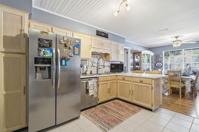 108 Long Pointe Drive, Mary Esther, FL 32569