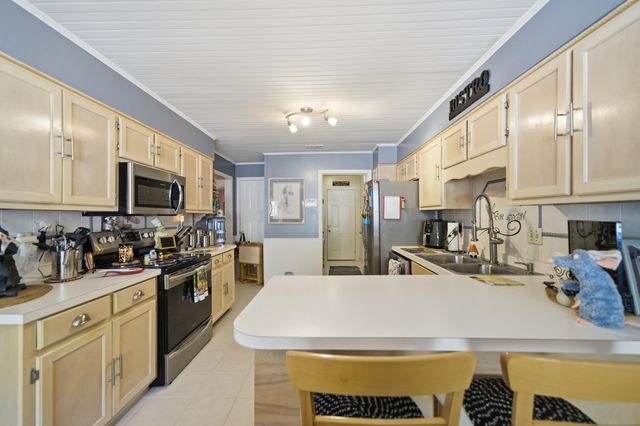 108 Long Pointe Drive, Mary Esther, FL 32569