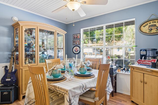 108 Long Pointe Drive, Mary Esther, FL 32569