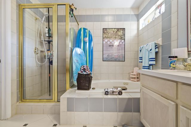 108 Long Pointe Drive, Mary Esther, FL 32569