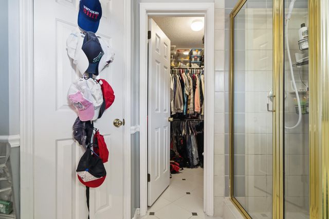 108 Long Pointe Drive, Mary Esther, FL 32569