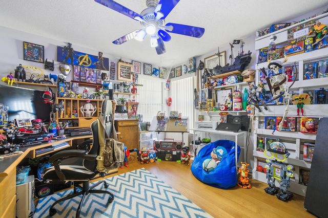 108 Long Pointe Drive, Mary Esther, FL 32569