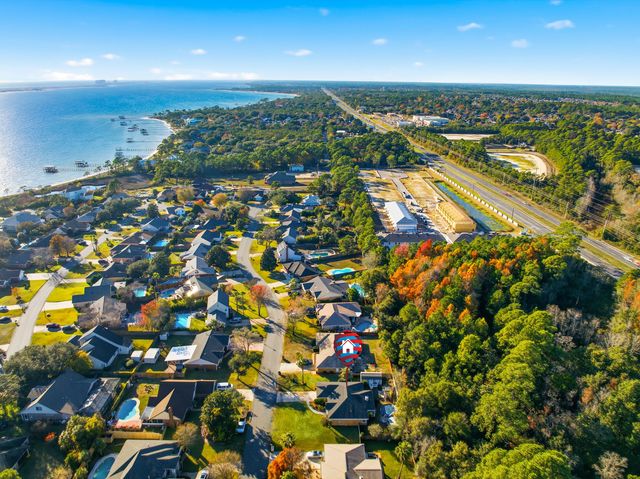 108 Long Pointe Drive, Mary Esther, FL 32569